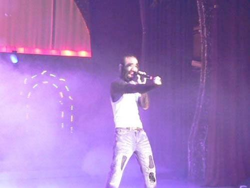 于震寰女友徐贝贝资料,于震寰女友的优雅人生与时尚风采